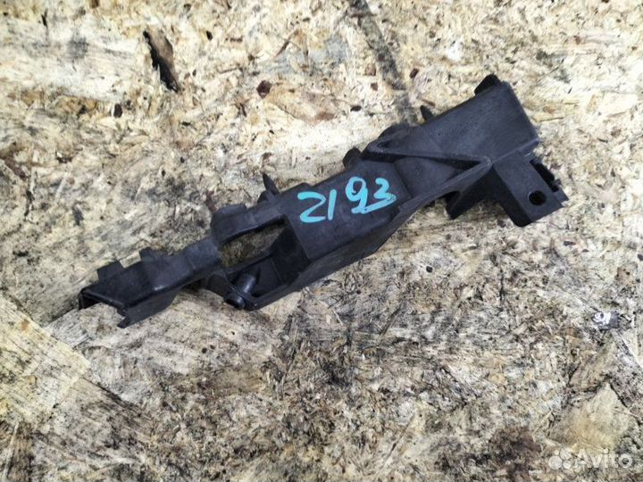 Кронштейн левый Audi A6 C7 C7 chva 2014