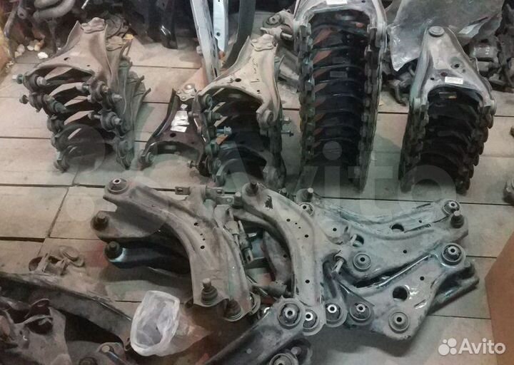 Рычаги передние Nissan