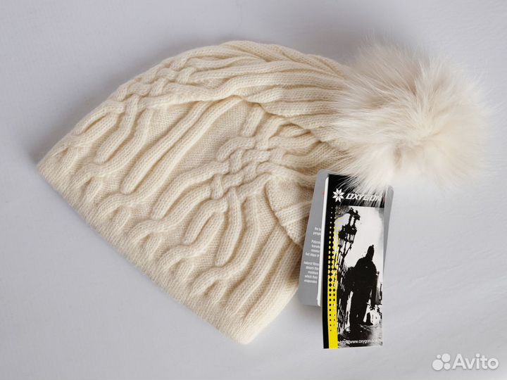 Шапка вязаная 