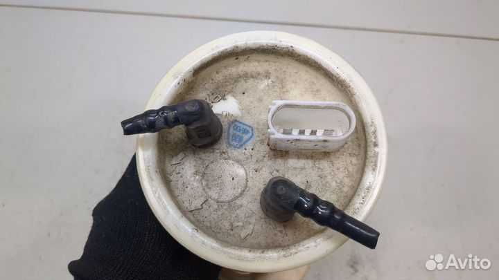 Насос топливный электрический Volkswagen Passat 5, 2001