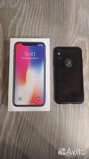 iPhone X