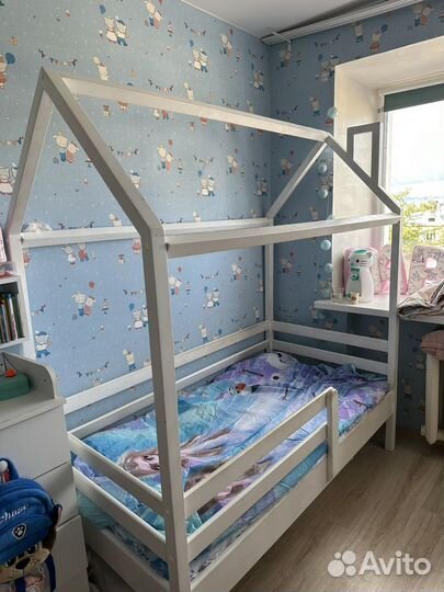 Детская кровать домик с матрасом 160/80