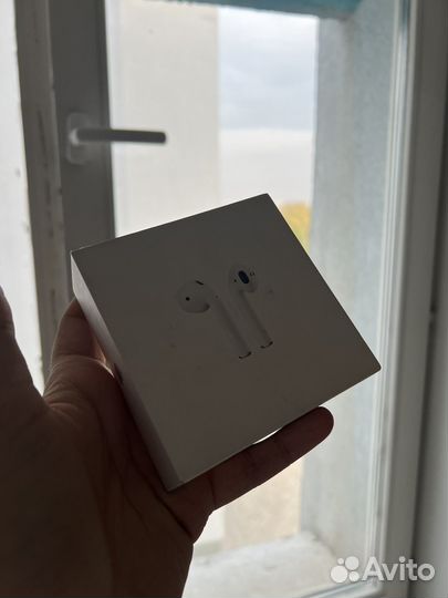 Apple airpods 2