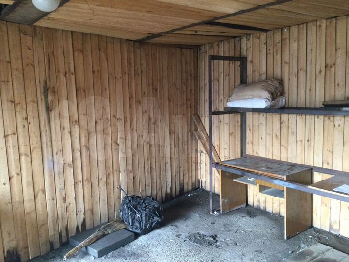 Гараж, > 30 м²