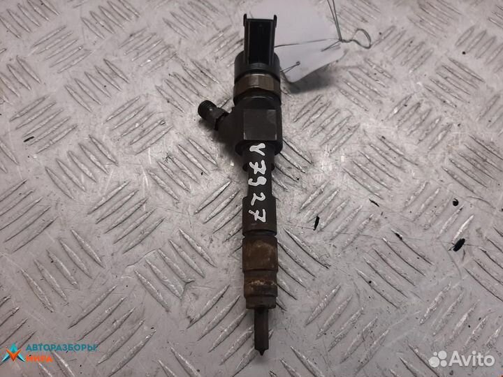 Форсунка Renault Scenic 2 рест. 2007 8200389369