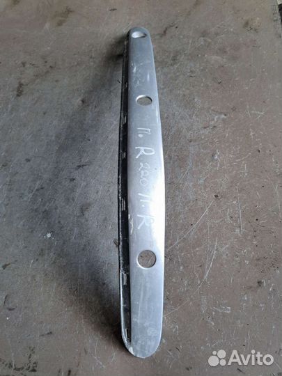 Молдинг бампера передний правый на Mercedes w220