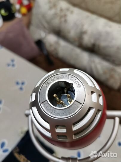 Микрофон Electro-Voice Cardinal