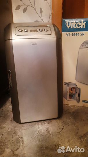 Автомобильный холодильник