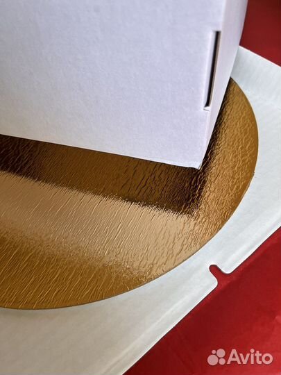 Коробка для торта с подложкой