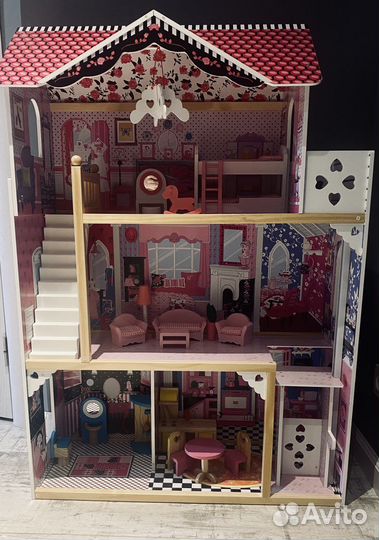 Домик кукольный