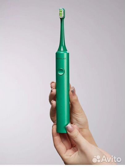 Электрическая зубная щетка новая