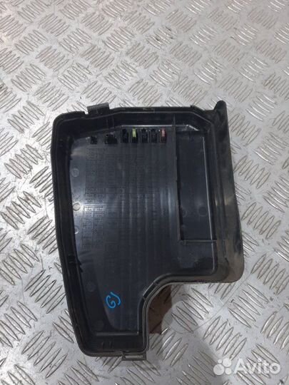 Крышка блока предохранителей Mazda 6 GJ