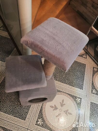 Домик для кошки с когтеточкой