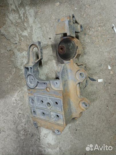 Кронштейн АКПП Nissan X-Trail T31 QR25DE 2008