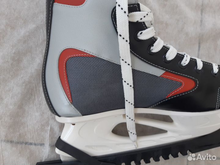 Коньки ледовые Botas