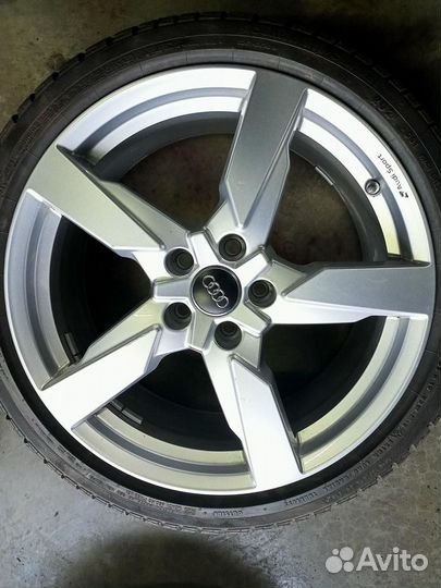 Комплект колес Audi TT 8S Continental 245/35 R19