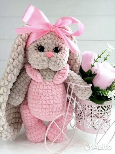 Вязаный зайчик, зайка плюшевая (ручная работа)