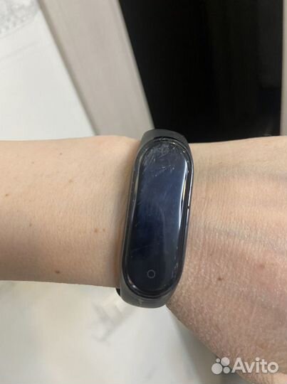 Фитнес браслет Mi band 4