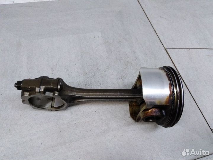 Поршень с шатуном