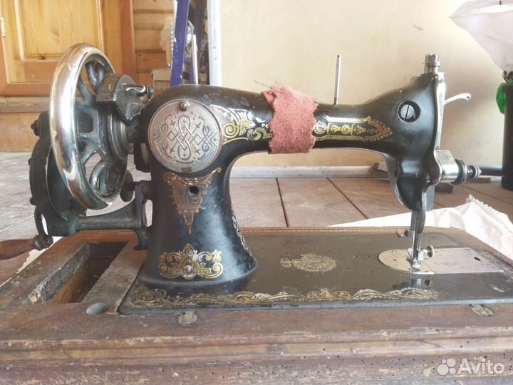Швейная машинка зингер ручная