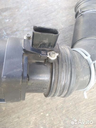 Корпус воздушного фильтра VW Tiguan 1