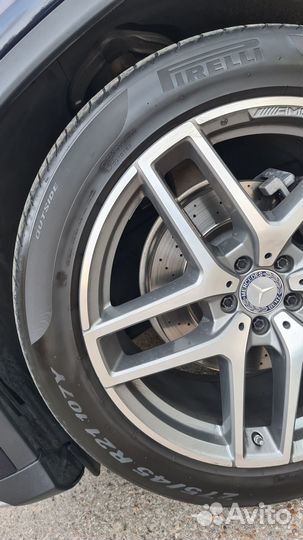 Pirelli P Zero 275/45 R21 и 315/40 R21