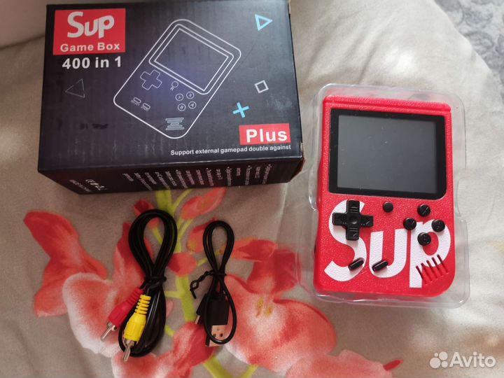 Игровая портативная приставка