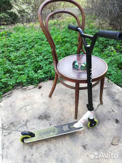 Трюковой самокат