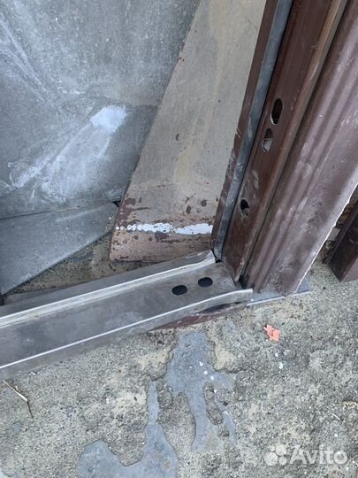 Дверь входная