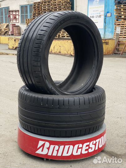 Nokian Tyres Hakka Black SUV 295/40 R20