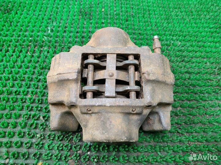 Суппорт задний правый Opel Omega B X20XEV 1998