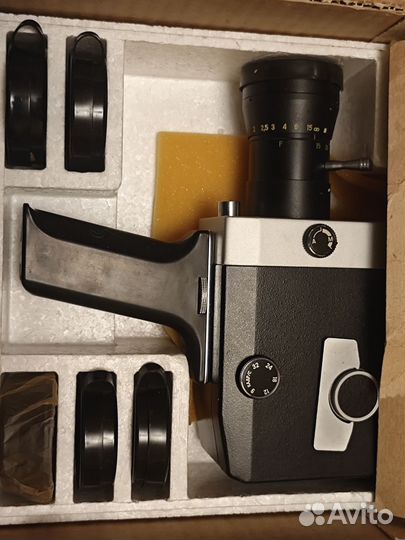 Аппарат киносъемочный Зенит СССР Кварц 1*8С-2