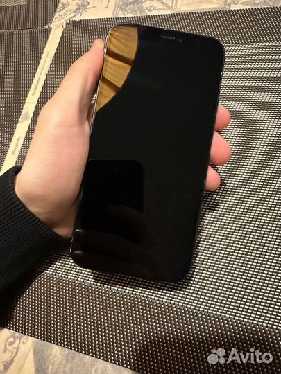 iPhone 12, 64 ГБ