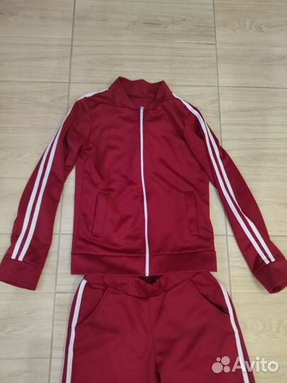 Спортивный костюм для девочки женский