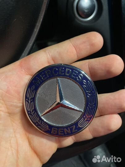 Эмблема mercedes на капот