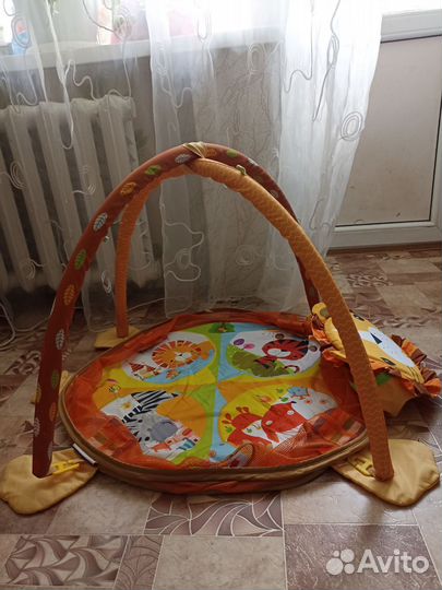 Развивающий коврик