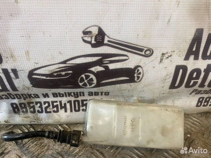 Бачок тормозной жидкости Citroen C4