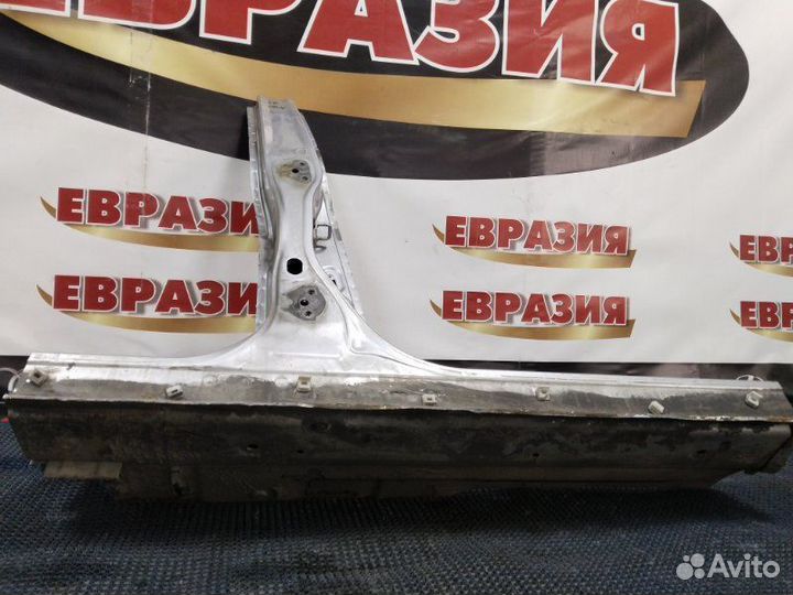 Стойка кузова правая Honda Hr-V GH4 D16A 1999