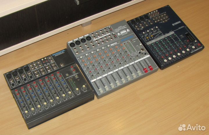 Микшерные пульты Yamaha Phonic Mackie Микшер 3шт