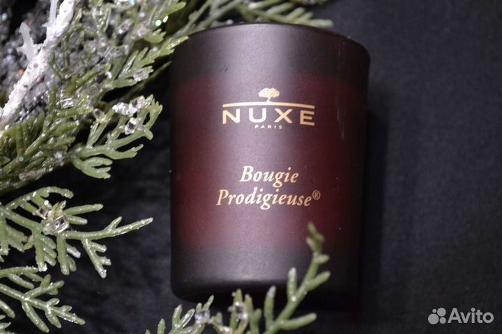 Свеча парфюмированная Nuxe Франция