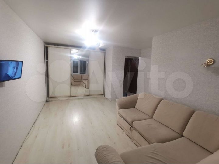 1-к. квартира, 30 м², 5/5 эт.