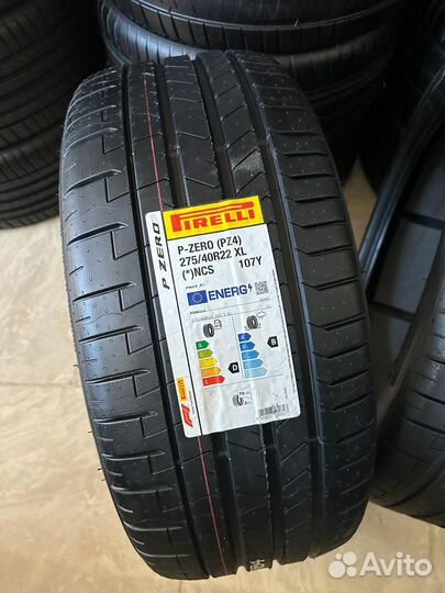 Pirelli P Zero PZ4 275/40 R22
