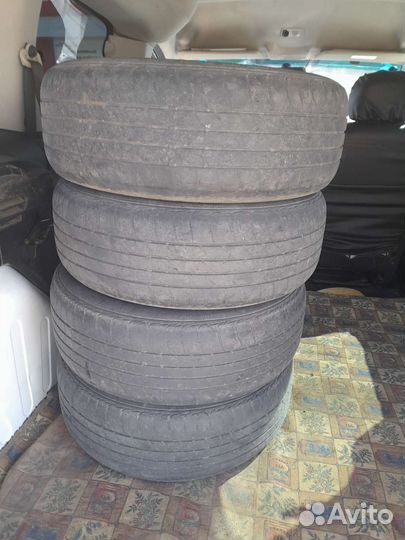 Bridgestone B-style RV 195/60 R15