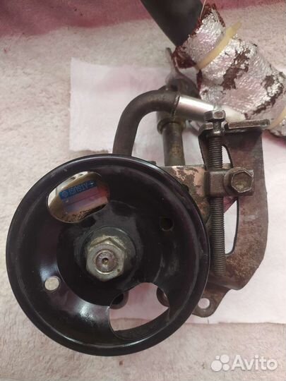 Насос гидроусилителя murano Z50. 491109Y800