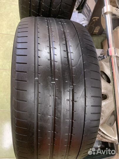 Pirelli P Zero 295/35 R21
