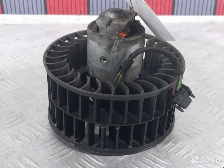 Моторчик печки для BMW 3-Series (E36) 64118390434