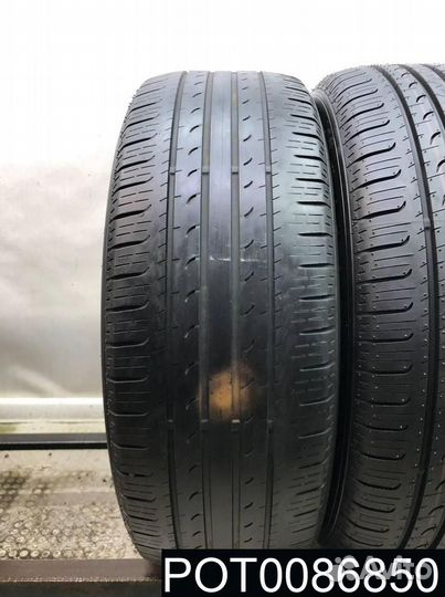 Goodyear EfficientGrip SUV 4x4 225/55 R19 99P