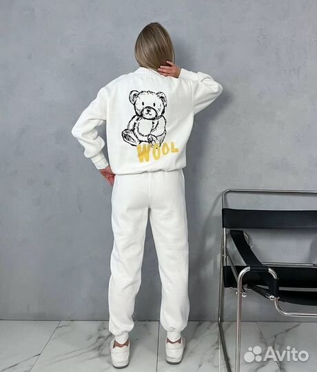 Костюм спортивный женский