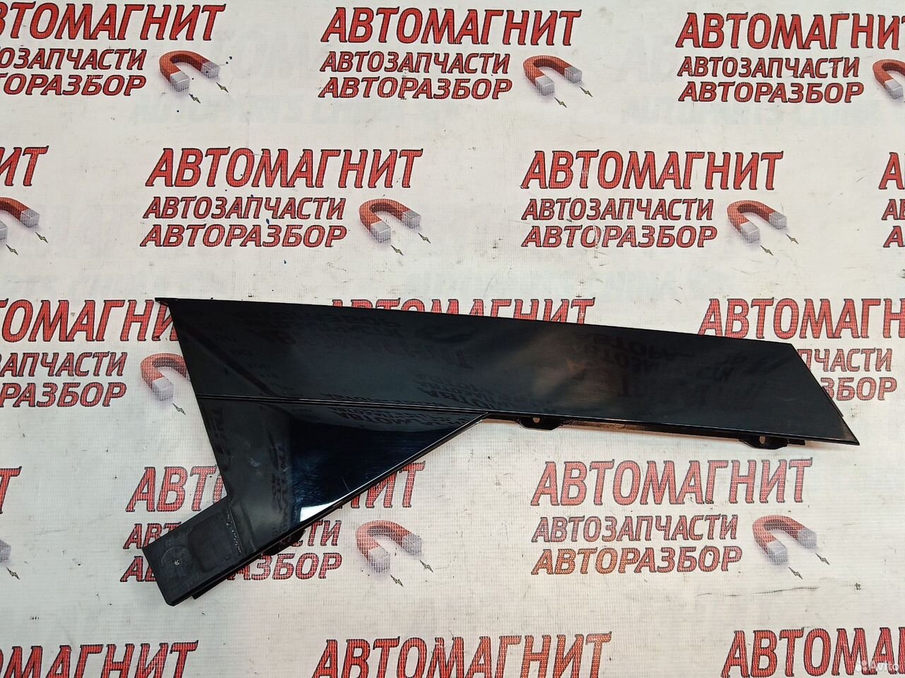 Накладка двери задней правой Voyah Free