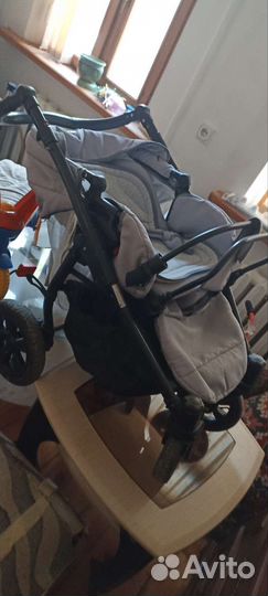 Детские вещи и обувь